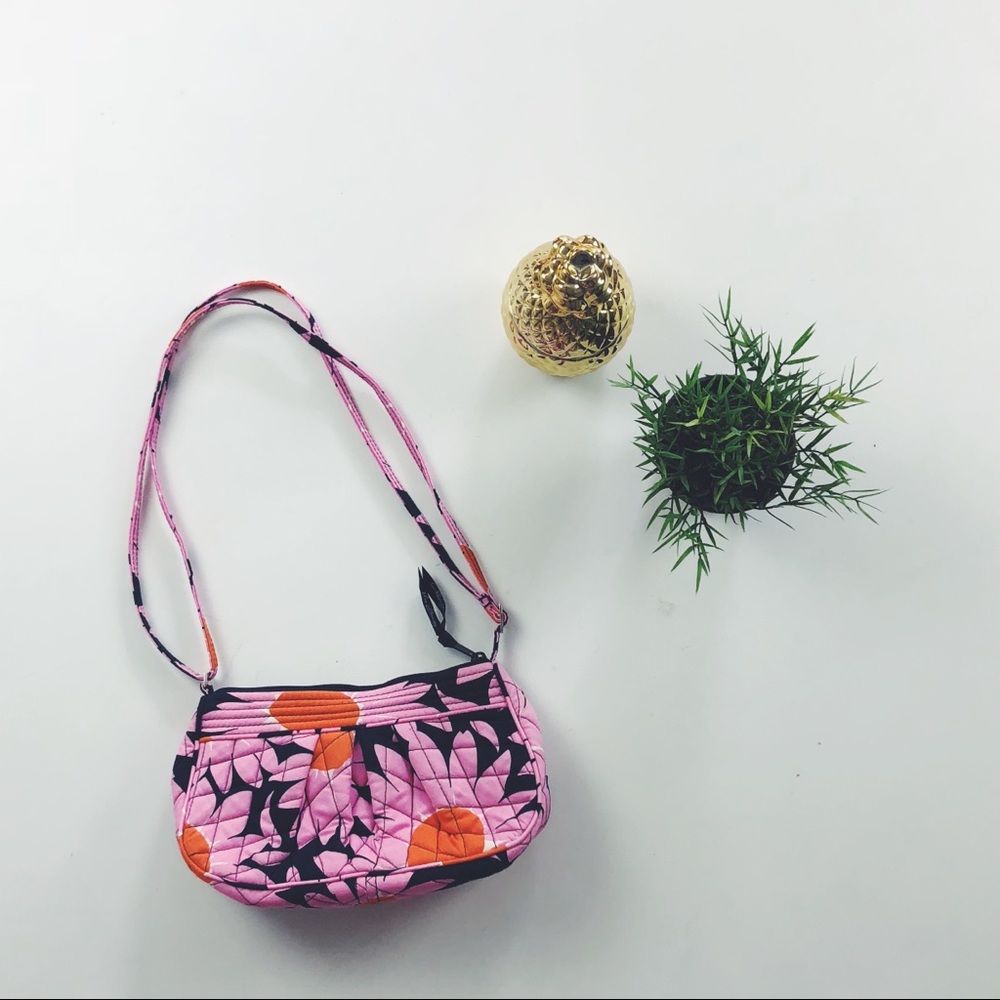 Vera Bradley Frannie Purse in Loves Me Print